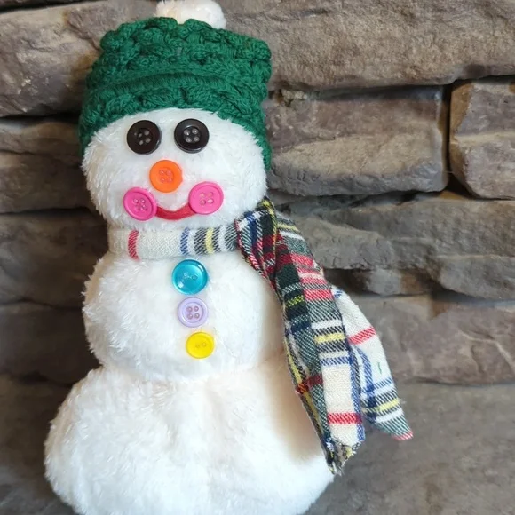 Hand Crafted Snowman about 8 inches tall - Picture 3 of 4
